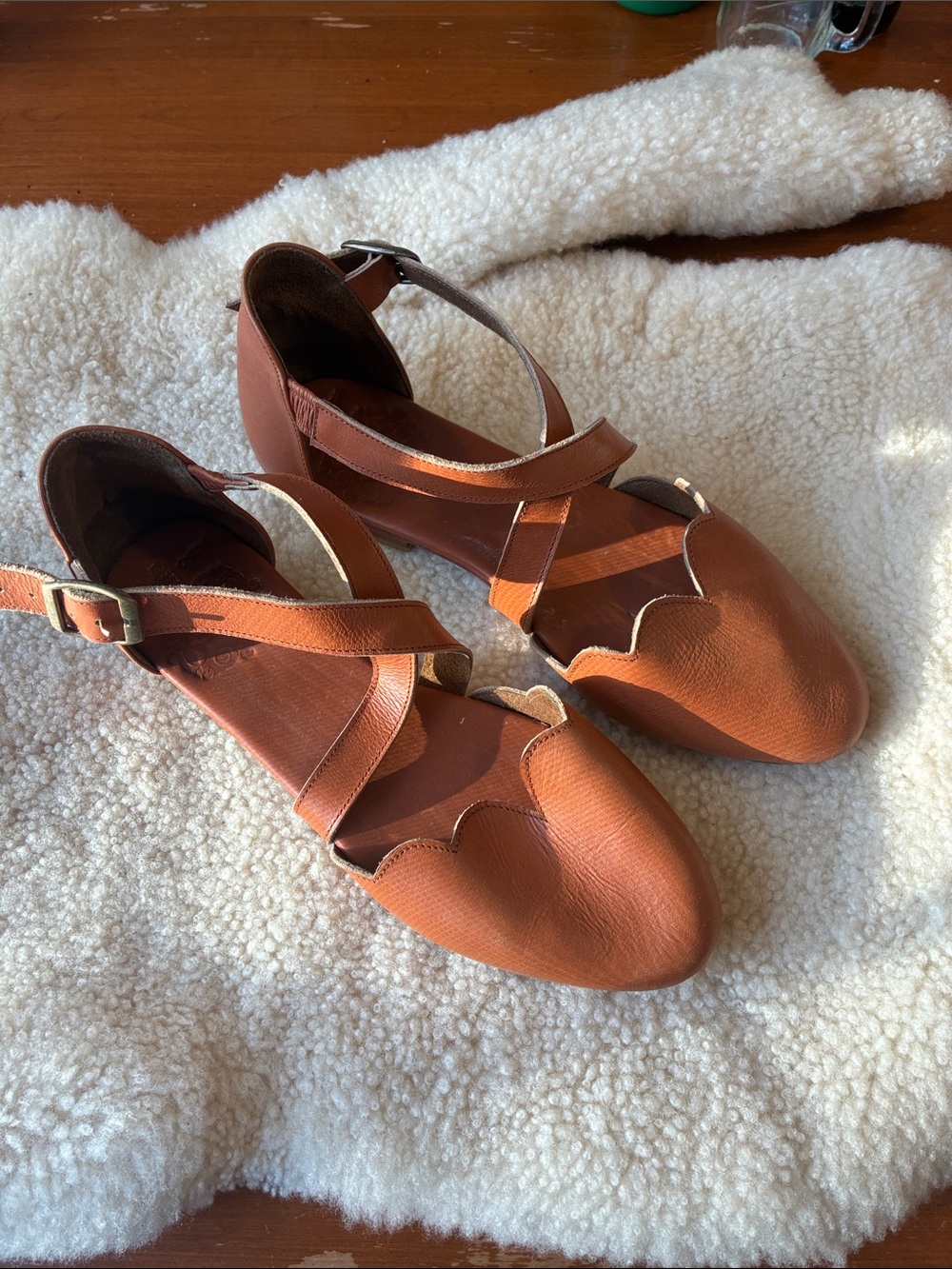 BALI ELF Scalloped Sandals